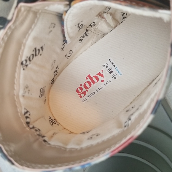 NWOT Goby Ankle Boots SZ 39/7 - Picture 3 of 8